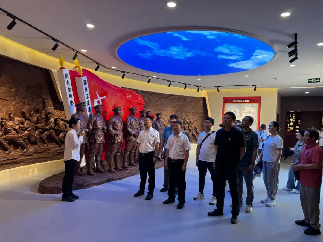 1751407451220179.jpg 3.jpg